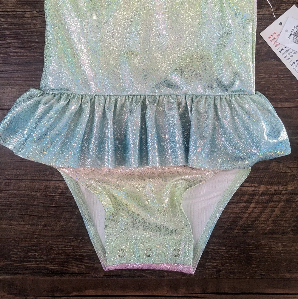 NWT Old Navy Swimsuit